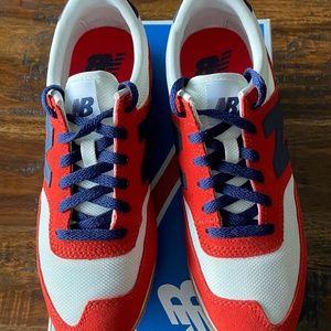 New Balance Classics Traditionnels, size 8